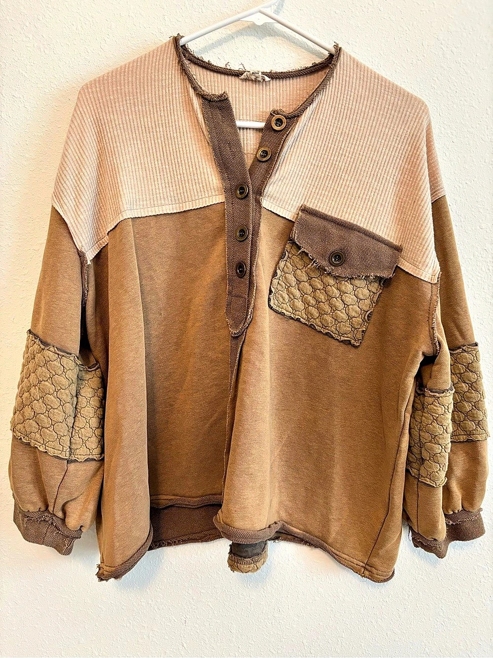 POL Long Sleeve Top Brown & Beige Size Small